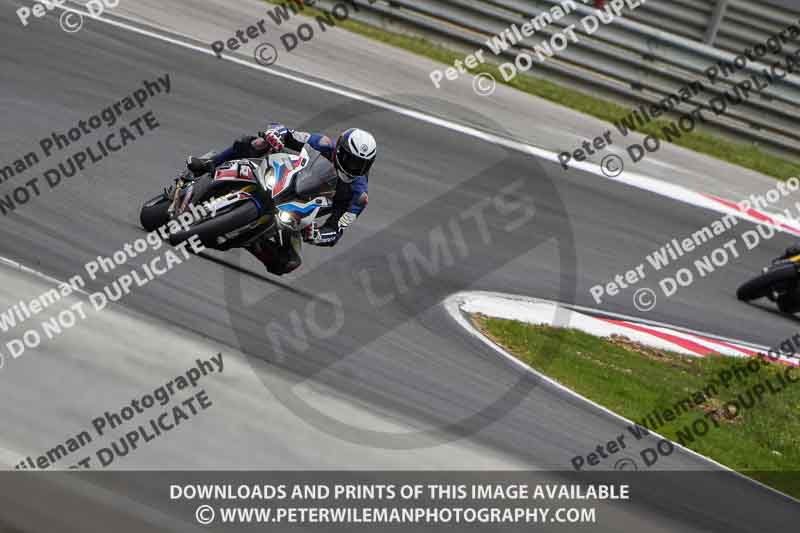 cadwell no limits trackday;cadwell park;cadwell park photographs;cadwell trackday photographs;enduro digital images;event digital images;eventdigitalimages;navarra;no limits trackdays;peter wileman photography;racing digital images;trackday digital images;trackday photos